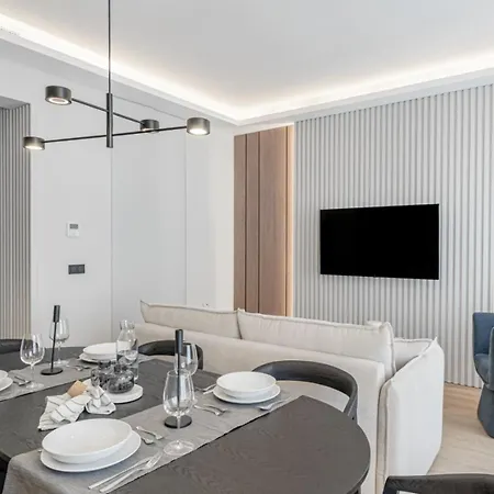 Space And Comfort Under The Sun Apartment *